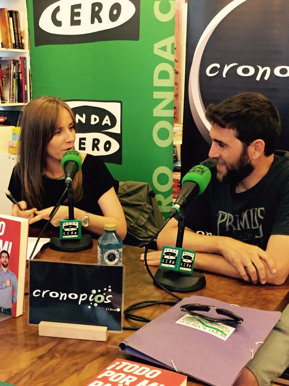 Gonzo presenta en Pontevedra "Todo por mi país" Gonzo presenta en Pontevedra "Todo por mi país"