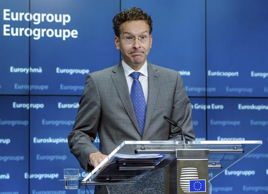 Dijsselbloem cree que el 'brexit' estimulará un éxodo financiero desde la City de Londres Dijsselbloem cree que el 'brexit' estimulará un éxodo financiero desde la City de Londres