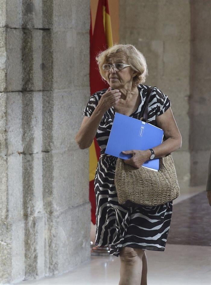 La Justicia investiga una querella de Manos Limpias contra Carmena y su marido La Justicia investiga una querella de Manos Limpias contra Carmena y su marido