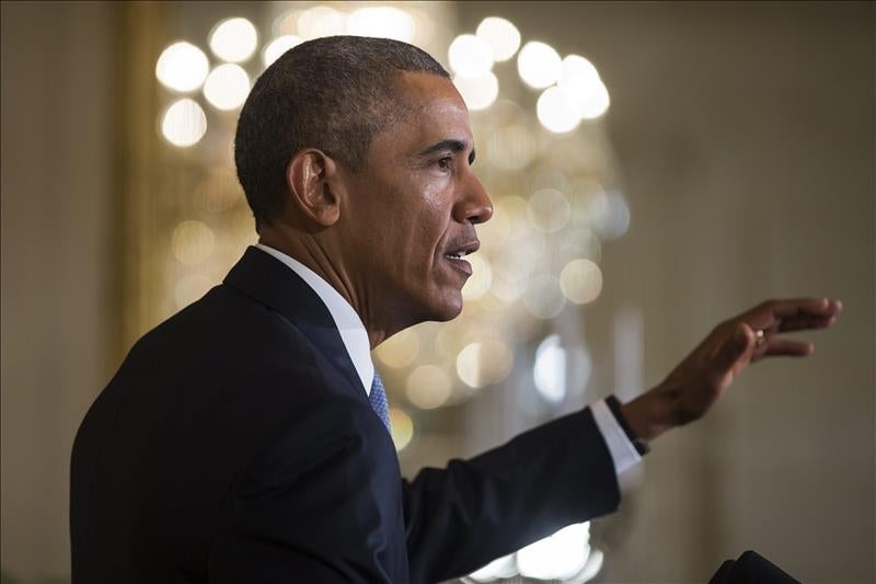 Obama advierte de que "vetará" cualquier ley que "torpedee" el acuerdo con Irán Obama advierte de que "vetará" cualquier ley que "torpedee" el acuerdo con Irán