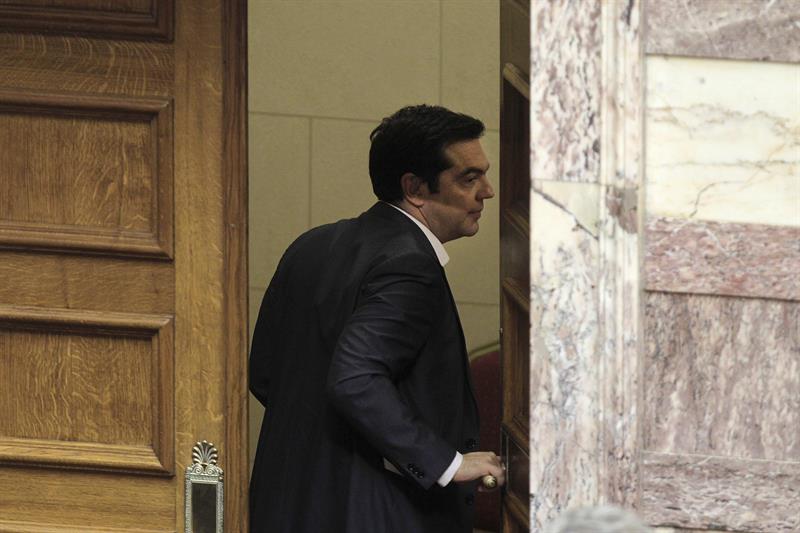 El Parlamento de Grecia aprueba el paquete de medidas a cambio de un tercer rescate El Parlamento de Grecia aprueba el paquete de medidas a cambio de un tercer rescate
