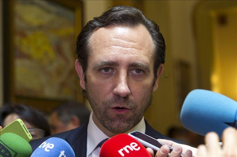 Bauzá dimite como presidente del PP de Baleares Bauzá dimite como presidente del PP de Baleares