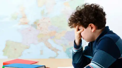 ¿Las calificaciones en el sistema educativo incentivan o desmoralizan al alumnado? ¿Las calificaciones en el sistema educativo incentivan o desmoralizan al alumnado?