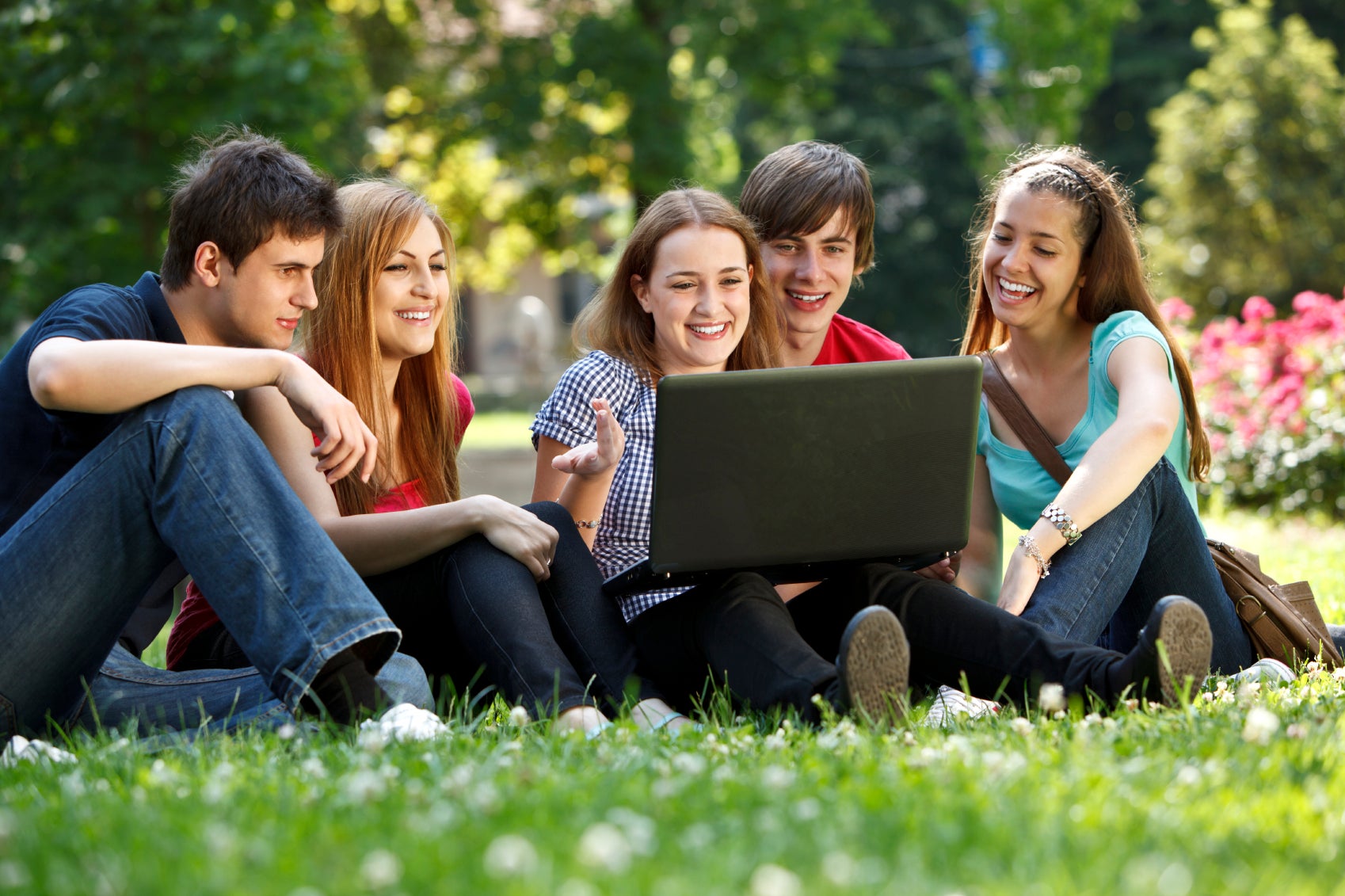 ¿Qué pensamos sobre los estudiantes de determinadas carreras universitarias? ¿Qué pensamos sobre los estudiantes de determinadas carreras universitarias?