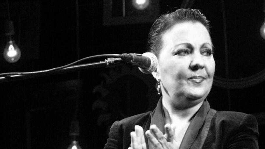 Carmen Linares