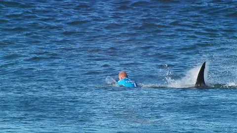 El ataque de un tiburón a Mick Fanning El ataque de un tiburón a Mick Fanning