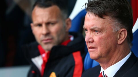Van Gaal, en el banquillo del United