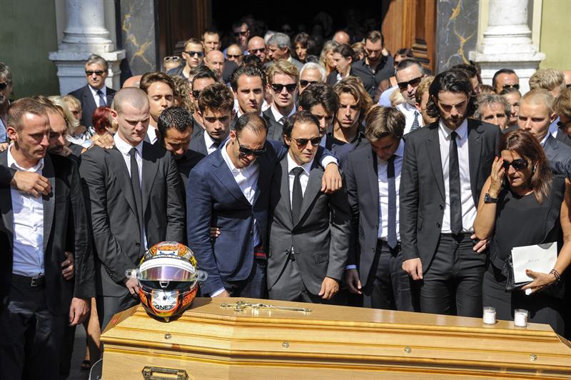 Multitudinario funeral en Niza para despedir a Jules Bianchi Multitudinario funeral en Niza para despedir a Jules Bianchi