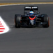 Fernando Alonso a bordo del MP4-30 Fernando Alonso a bordo del MP4-30
