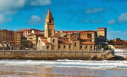 Noticias de Gijón en "Más de Uno" 12/11/2015 con Ana Fierro Noticias de Gijón en "Más de Uno" 12/11/2015 con Ana Fierro