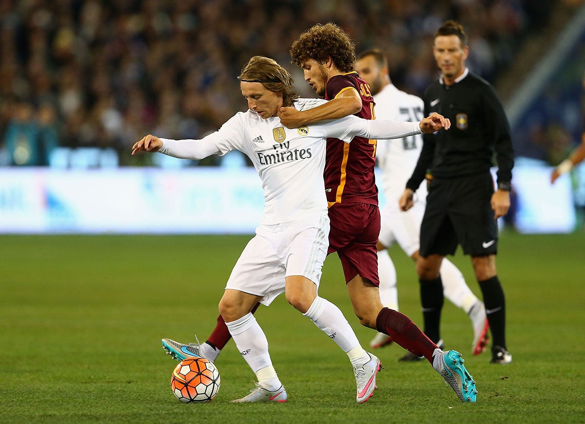 Luka Modric: "Creo que Ramos se va a quedar porque es el mejor defensa del mundo" Luka Modric: "Creo que Ramos se va a quedar porque es el mejor defensa del mundo"