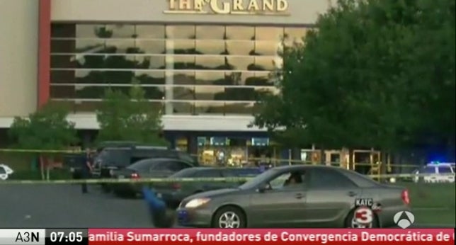 Tres muertos y siete heridos en un tiroteo en un cine de Luisiana Tres muertos y siete heridos en un tiroteo en un cine de Luisiana