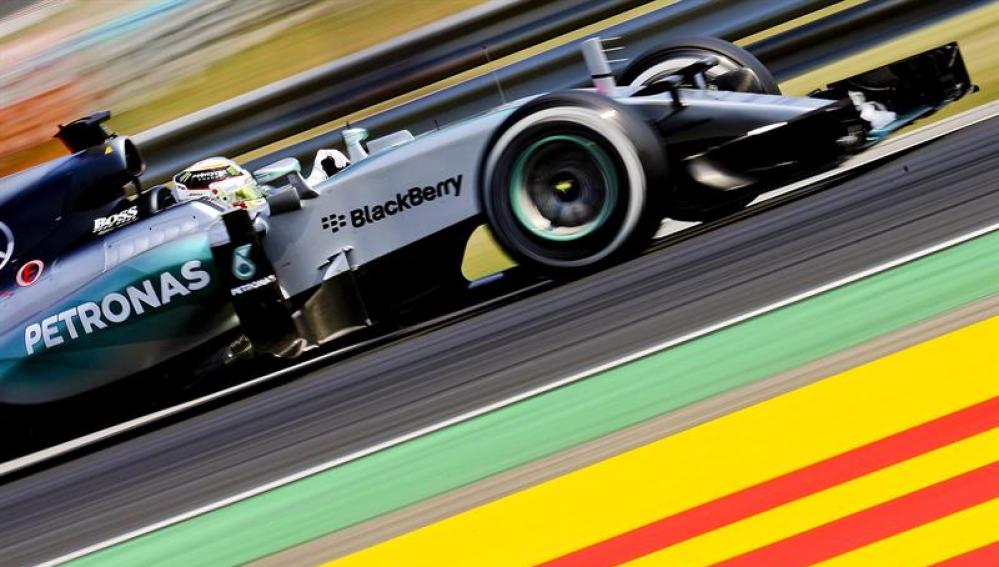 Hamilton en los entrenamientos libres del GP de Hungría