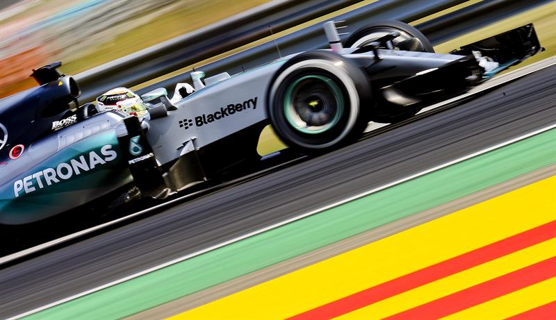 Hamilton por delante de Rosberg en el último ensayo libre; Sainz, quinto Hamilton por delante de Rosberg en el último ensayo libre; Sainz, quinto