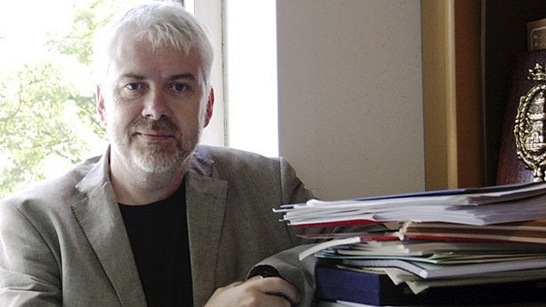 Javier Cudeiro: "La neurociencia ayuda a superar enfermedades como el parkinson" Javier Cudeiro: "La neurociencia ayuda a superar enfermedades como el parkinson"