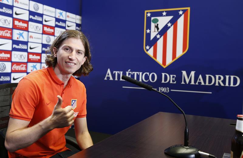 Filipe Luis: "Nunca he conseguido desconectarme del Atlético" Filipe Luis: "Nunca he conseguido desconectarme del Atlético"