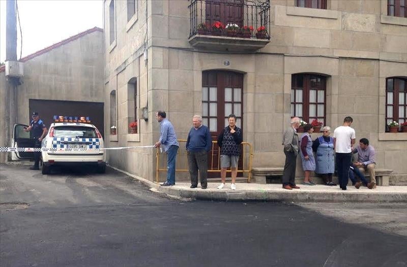 Un hombre mata a sus dos hijas y trata de suicidarse en Pontevedra Un hombre mata a sus dos hijas y trata de suicidarse en Pontevedra
