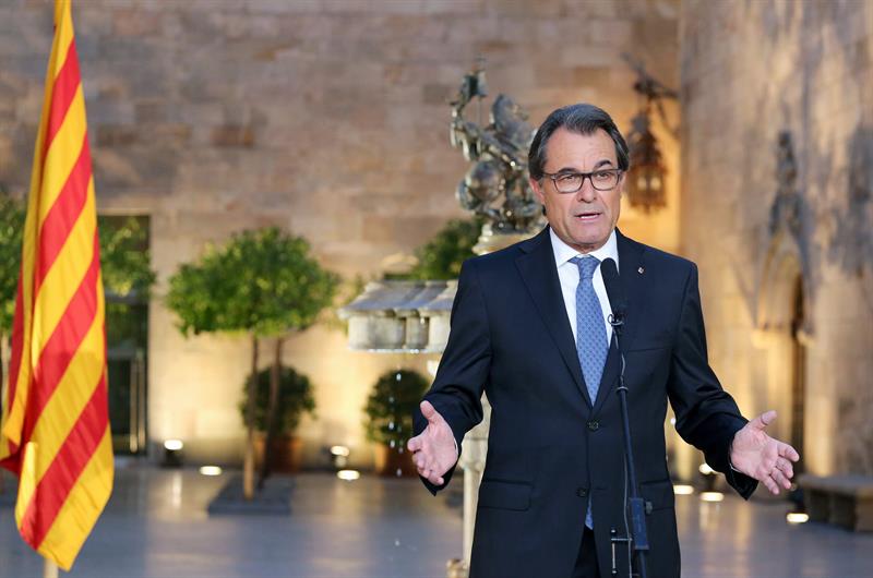 La tertulia: Comienza la campaña electoral en Cataluña La tertulia: Comienza la campaña electoral en Cataluña