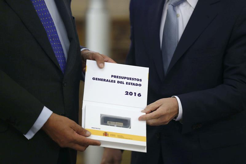 Brújula de la Economía: ¿Dará tiempo a presentar unos presupuestos para 2017? Brújula de la Economía: ¿Dará tiempo a presentar unos presupuestos para 2017?