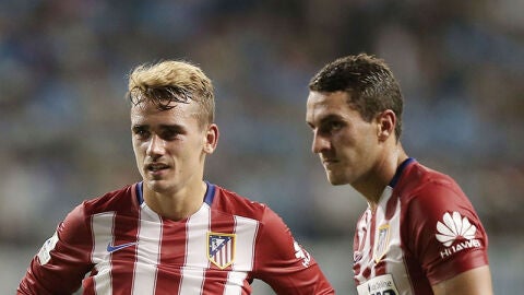 Griezmann dialoga con Koke
