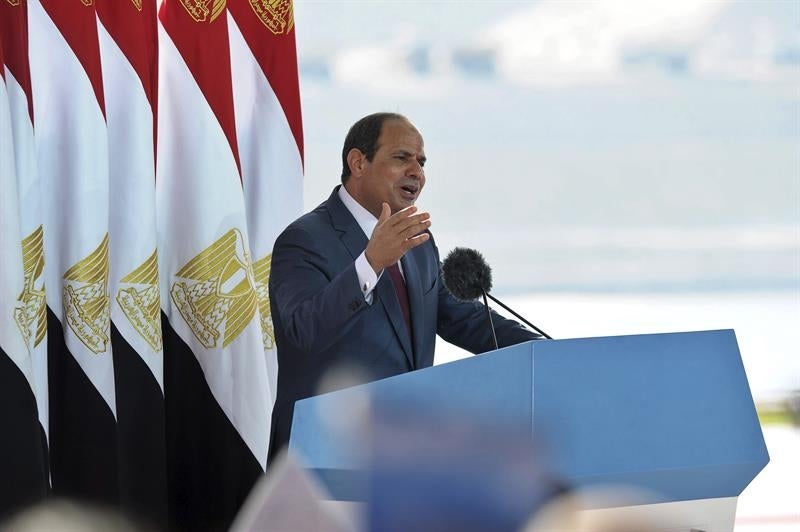 El presidente egipcio considera la ampliación del Canal de Suez "un regalo de Egipto al mundo" El presidente egipcio considera la ampliación del Canal de Suez "un regalo de Egipto al mundo"