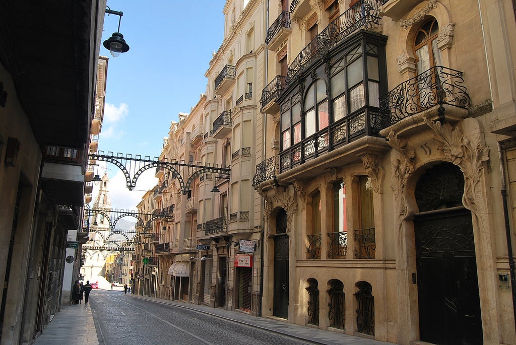 Un paseo por el Alcoy modernista Un paseo por el Alcoy modernista