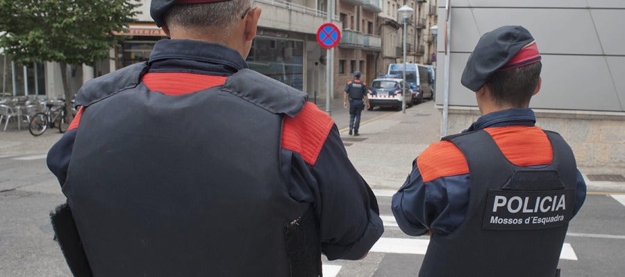 Varios agentes de los mossos d'Esquadra Varios agentes de los mossos d'Esquadra