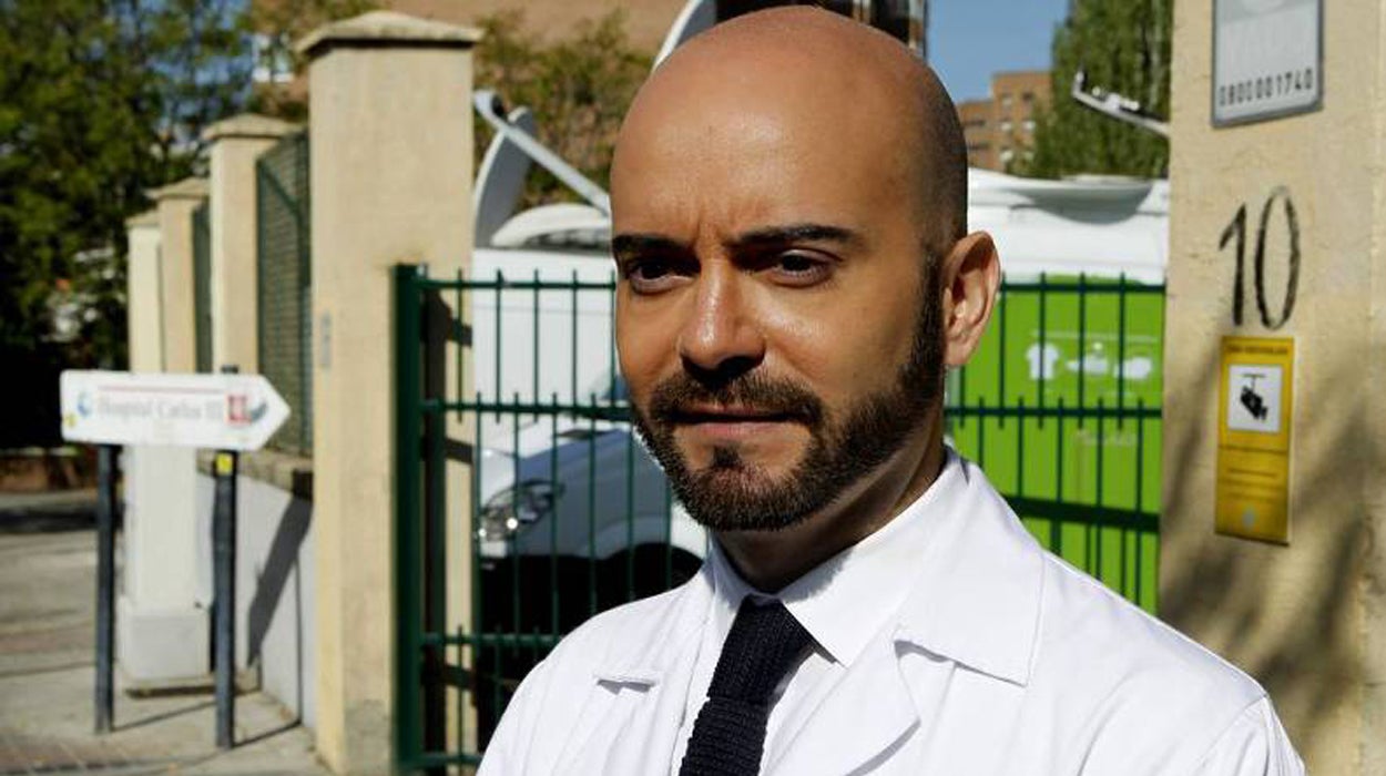 Fernando de la Calle: "No se ha hecho antes la vacuna del ébola porque no había llegado a los países desarrollados" Fernando de la Calle: "No se ha hecho antes la vacuna del ébola porque no había llegado a los países desarrollados"