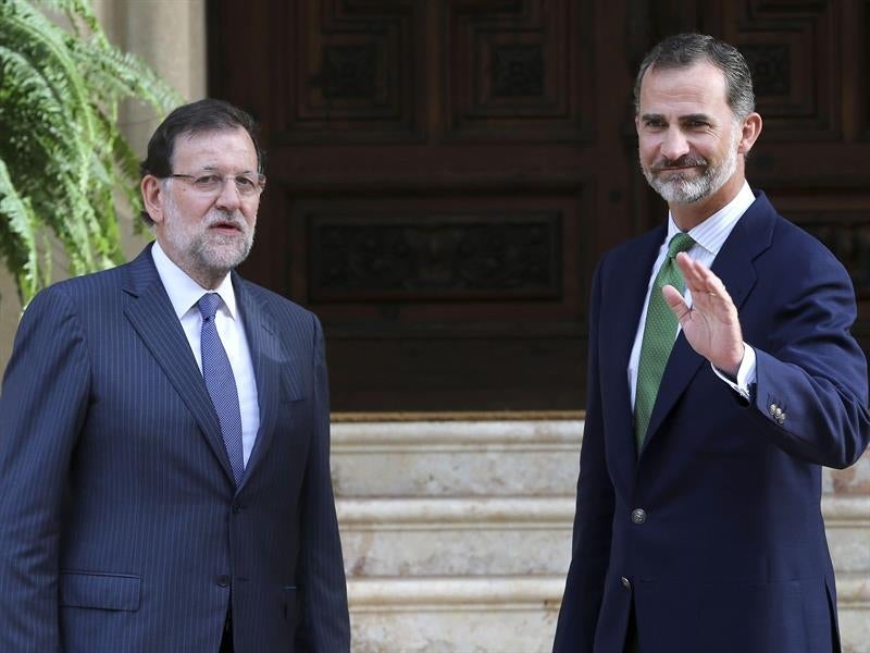 El Rey Felipe VI y Rajoy se reúnen en Marivent El Rey Felipe VI y Rajoy se reúnen en Marivent