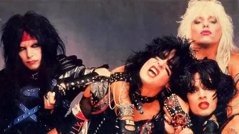 La banda Mötley Crüe La banda Mötley Crüe