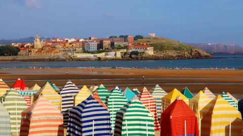 Gij&oacute;n