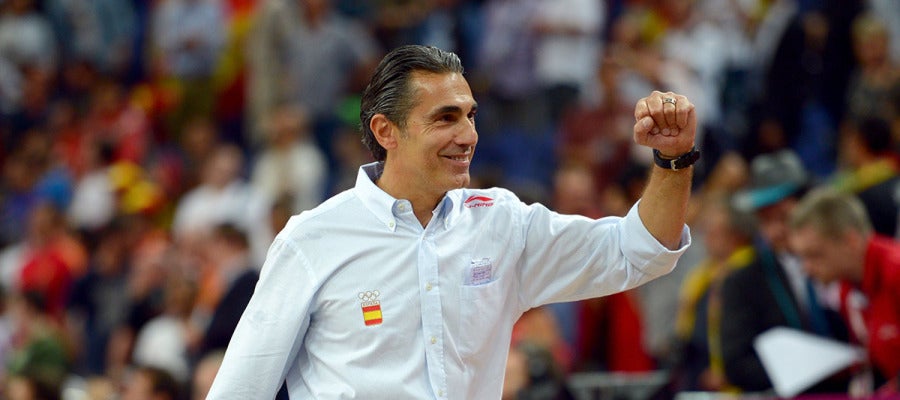 Scariolo durante un partido con la selección española de baloncesto Scariolo durante un partido con la selección española de baloncesto