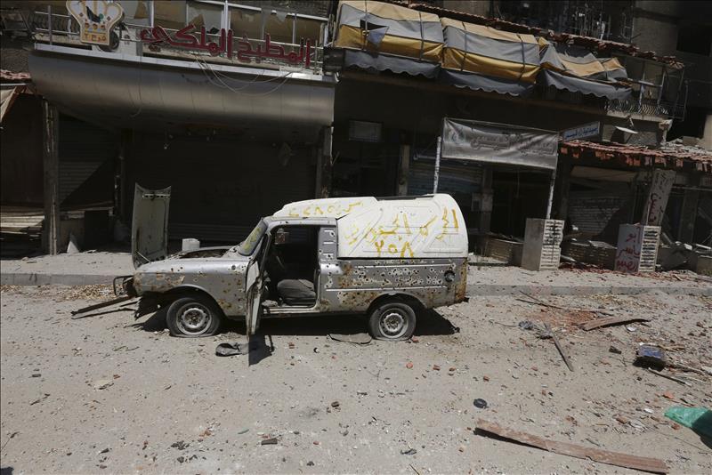 Al menos 32 muertos y 175 heridos por bombardeos en Damasco Al menos 32 muertos y 175 heridos por bombardeos en Damasco