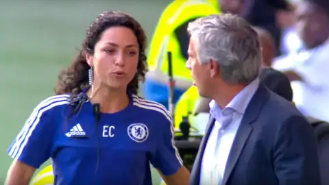 El encontronazo entre Mourinho y Eva Carneiro El encontronazo entre Mourinho y Eva Carneiro