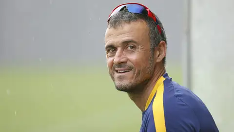Luis Enrique durante el último entrenamiento del Barça Luis Enrique durante el último entrenamiento del Barça