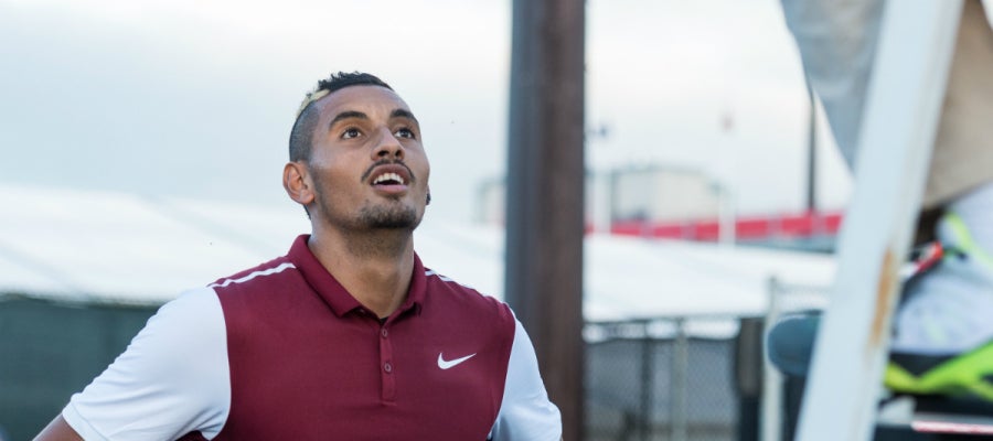 Kyrgios, con la mirada perdida Kyrgios, con la mirada perdida