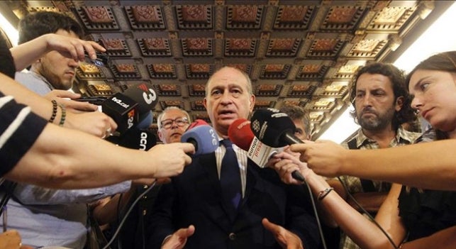 Fernández Díaz: "Me atrevo a decir que esto es el acta de defunción de ETA" Fernández Díaz: "Me atrevo a decir que esto es el acta de defunción de ETA"