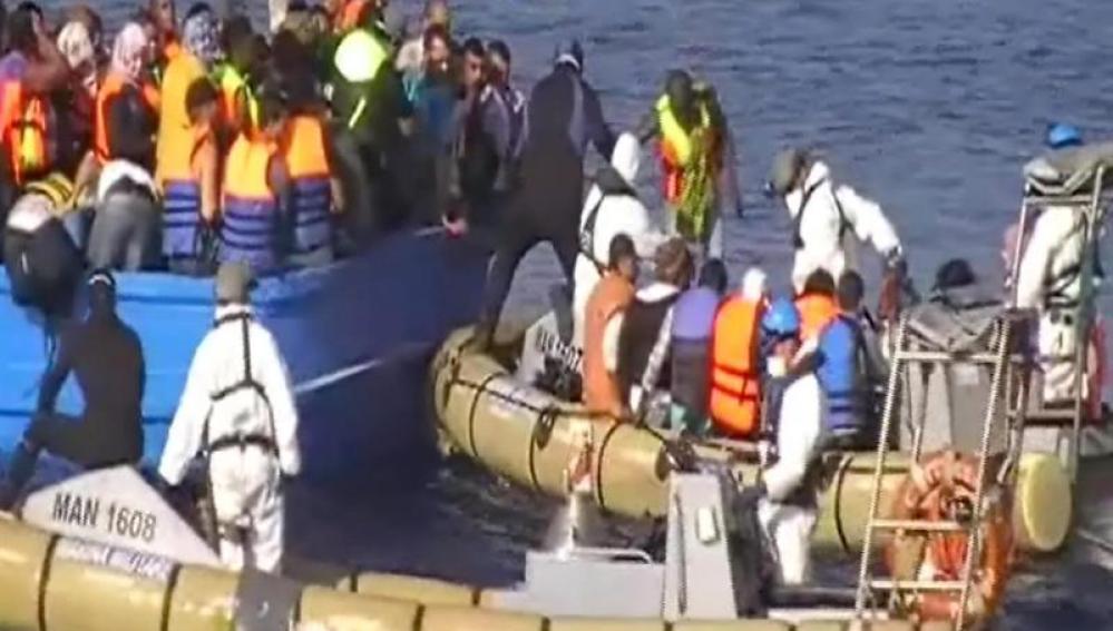 Rescate de inmigrantes en Libia