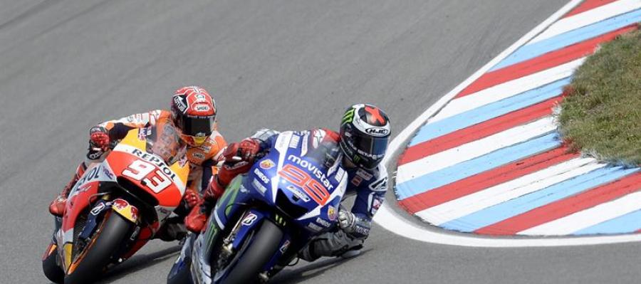 Jorge Lorenzo se impone en solitario en Brno Jorge Lorenzo se impone en solitario en Brno