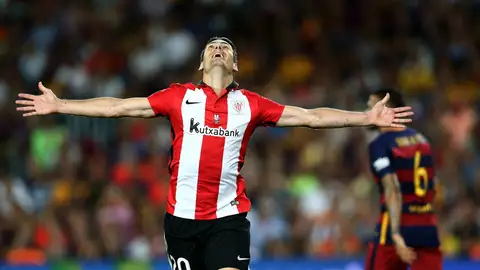 Aritz Aduriz celebra el gol que da el título al Athletic Aritz Aduriz celebra el gol que da el título al Athletic