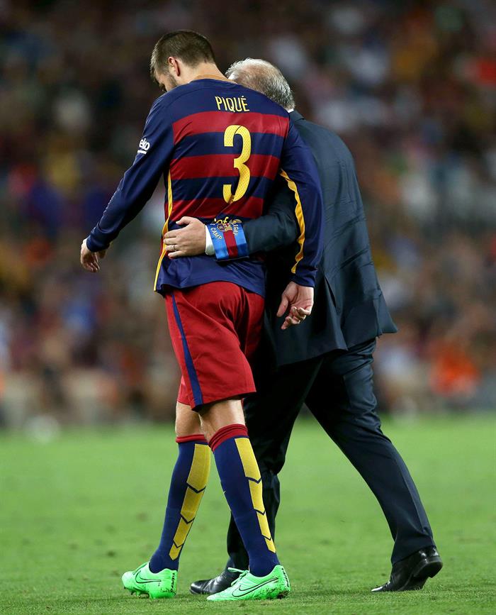 Piqué se disculpa: "La actitud con la que protesté no fue correcta, pero no insulté" Piqué se disculpa: "La actitud con la que protesté no fue correcta, pero no insulté"