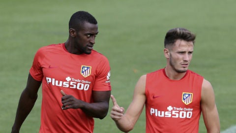 Sa&uacute;l &Ntilde;&iacute;guez, junto a Jackson Mart&iacute;nez