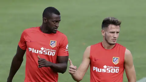 Saúl Ñíguez, junto a Jackson Martínez Saúl Ñíguez, junto a Jackson Martínez