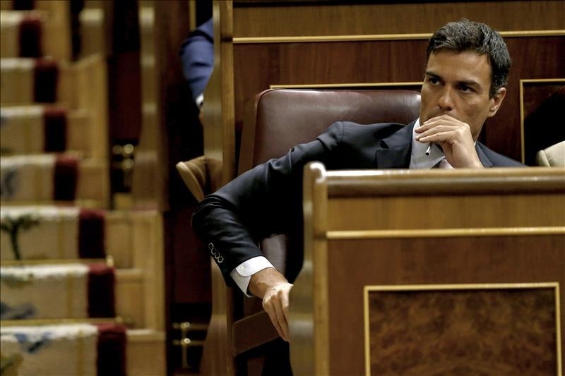 Pedro Sánchez: "Será el PSOE al frente del Gobierno el que inicie la reforma constitucional" Pedro Sánchez: "Será el PSOE al frente del Gobierno el que inicie la reforma constitucional"