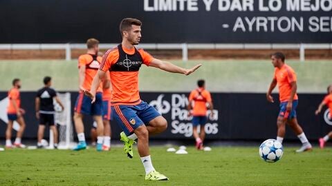 El Valencia prepara el partido contra el M&oacute;naco