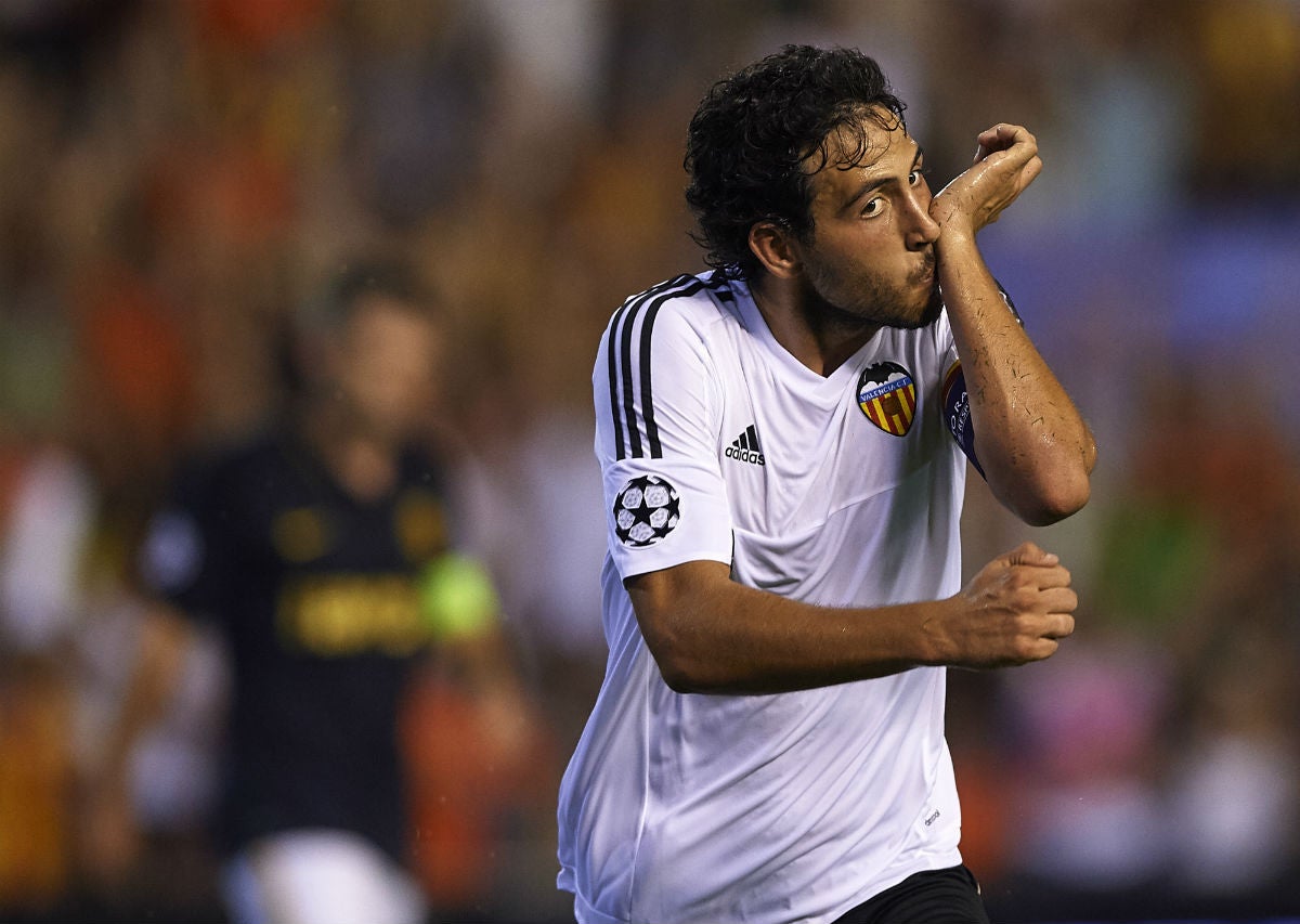 El posible interés del Barcelona en fichar a Parejo incendia las Redes Sociales El posible interés del Barcelona en fichar a Parejo incendia las Redes Sociales