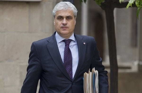 Gordó dimite de la Comisión de Justicia del Parlament, pero continúa de diputado Gordó dimite de la Comisión de Justicia del Parlament, pero continúa de diputado