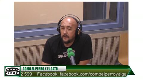 Frame 46.589812 de: En tu acuario, limpia el doble y ensucia la mitad