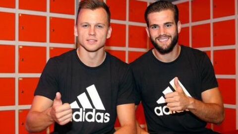 Cheryshev y Nacho en un acto promocional