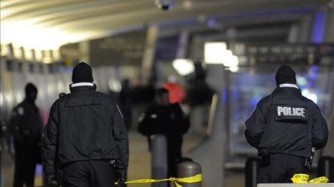 Efectivos de la Polic&iacute;a en el lugar de los hechos